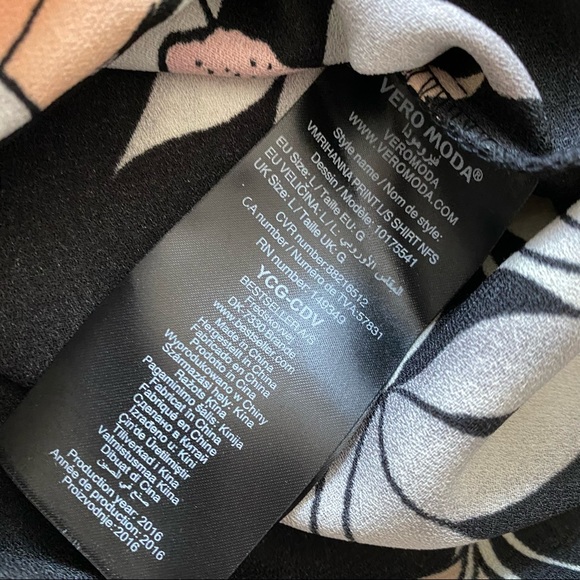 Floral blouse - Picture 10 of 10